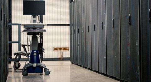 Balancing energy and water in direct-to-chip cooling system design for data centres